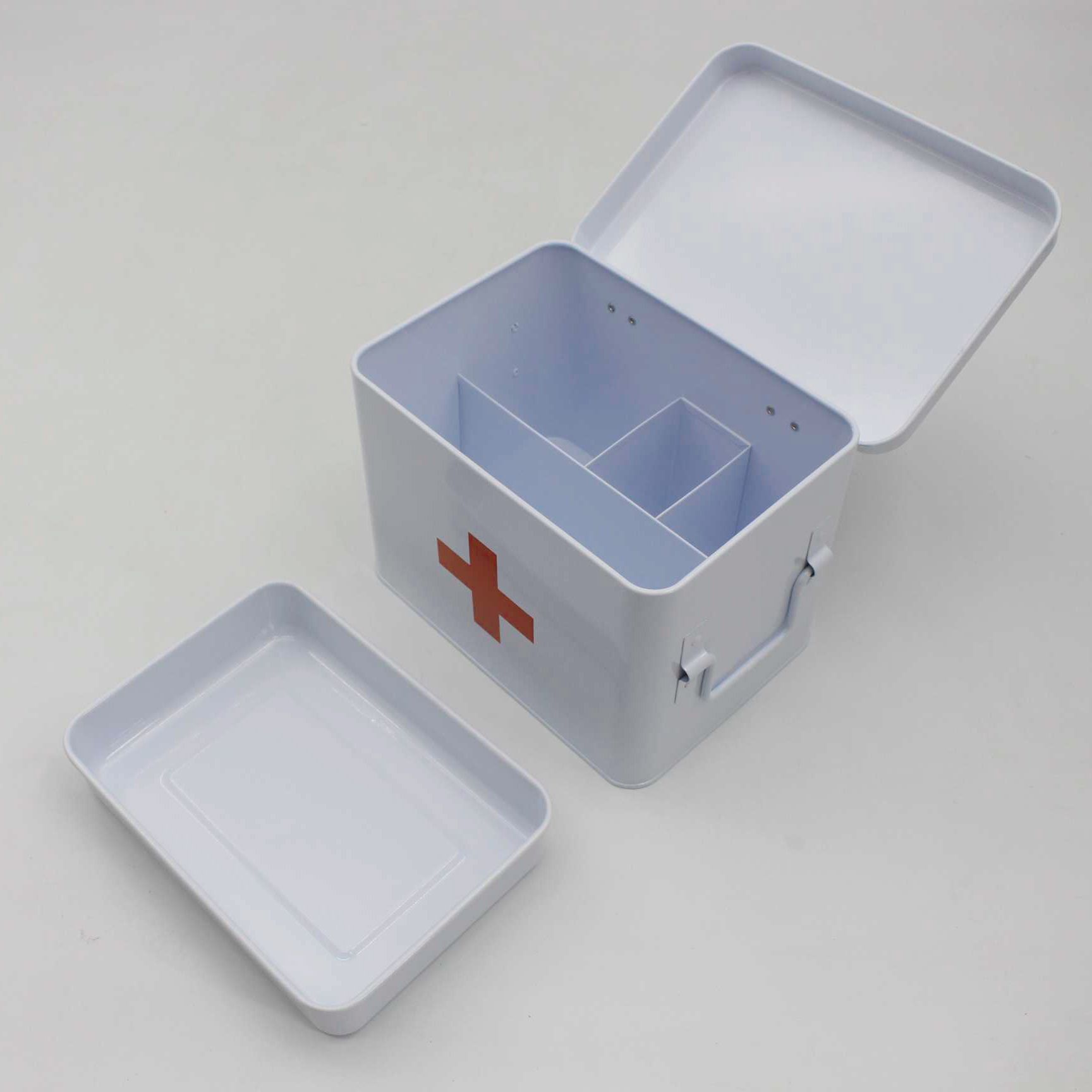 1718182629868441.jpg Galvanized Iron Medical Chest (1).jpg