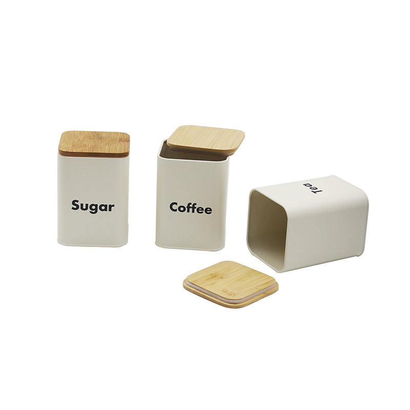 Beige Metal Bread Box (3).jpg